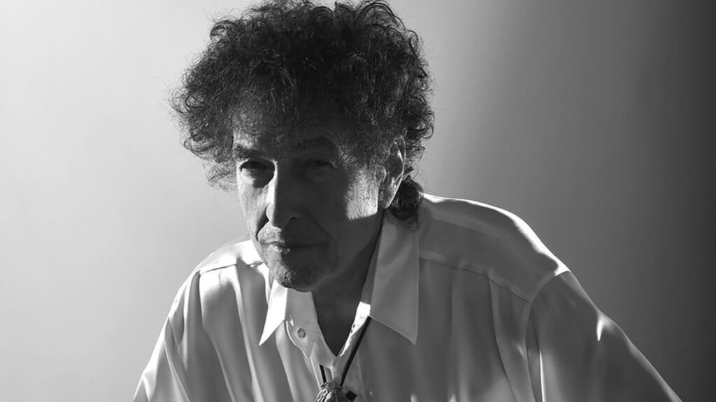 Bob Dylan sells his entire songwriting catalog to Universal The